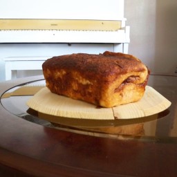 cinnamon-raisin-swirl-bread.jpg