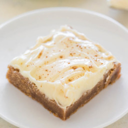 Cinnamon Roll Bars with Cream Cheese Frosting