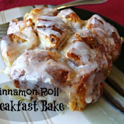 cinnamon-roll-breakfast-bake-recipe-1317620.jpg