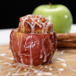 Cinnamon Roll-stuffed Baked Apples Recipe by Tasty