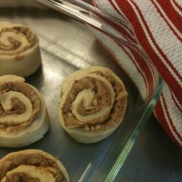 cinnamon-rolls-with-apple-10.jpg