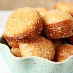 cinnamon-sugar-mini-donut-muffins-1341220.jpg