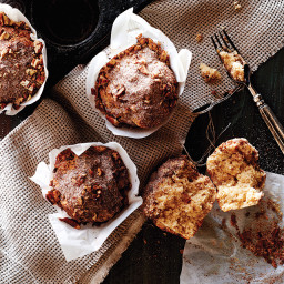 cinnamon-swirl-muffins-with-pecans-1930867.jpg
