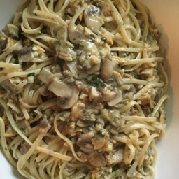 clam-sauce-with-linguine-1738045.jpg