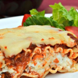 Classic and Simple Meat Lasagna Recipe