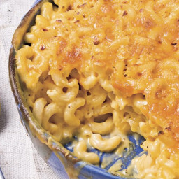 Classic Baked Macaroni and Cheese Recipe