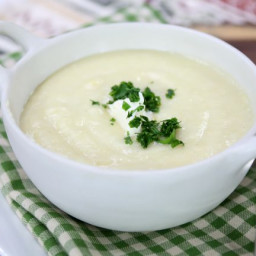 Classic cream of potato and leek soup 