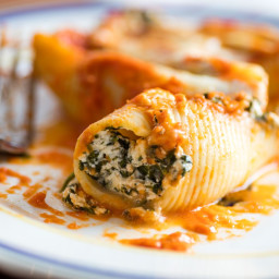 Classic Italian-American Stuffed Shells With Ricotta and Spinach Recipe