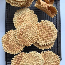 Classic Italian Pizzelle Cookies: My family recipe
