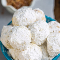Classic Pecan Snowball Cookies