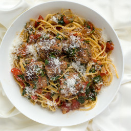 Classic Spaghetti & Meatballs with Tomato Sauce