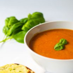 Classic Tomato Soup {Vegan}