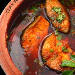 Clay pot Fish curry with coconut milk