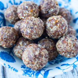 Clean eating apricot energy balls recipe