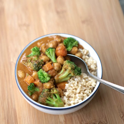 Coconut Chickpea Curry with Veggies