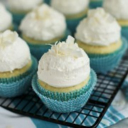 Coconut Cupcakes with Fluffy Coconut Buttercream