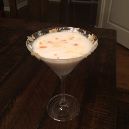 Coconut Macaroon Martini
