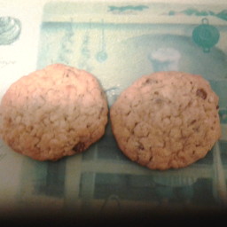 coconut-oatmeal-cookies-4.jpg