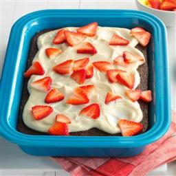 cola-cake-with-strawberries-an-4aee22.jpg