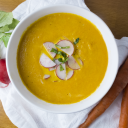 cold-busting roasted carrot soup