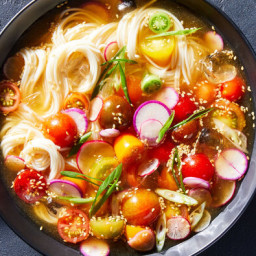 Cold Noodles With Tomatoes