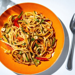 Cold Tahini Noodles With Vegetables