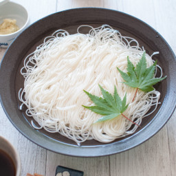 Cold Thin Noodles in Chilled Water (Hiyashi Sōmen)