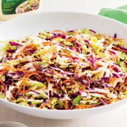 Coleslaw with apple and toasted pecans