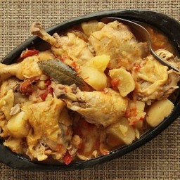 Colombian Chicken Stew With Potatoes, Tomato, and Onion