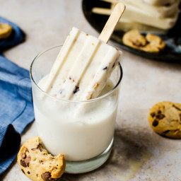 Cookies and Milk Popsicles