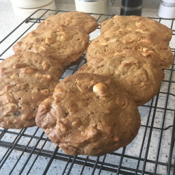 Cookies: Paul’s white chocolate and macadamia cookies