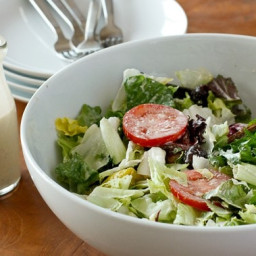 Copy Cat Olive Garden Salad and Dressing Recipe