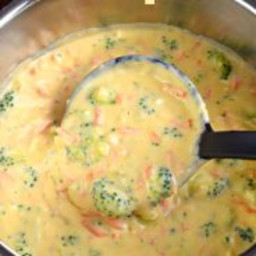 copycat-panera-broccoli-cheese-soup-2001189.jpg
