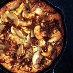 Cornbread with Caramelized Apples and Onions