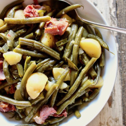 Country Green Beans, Potatoes and Ham in the Instant Pot