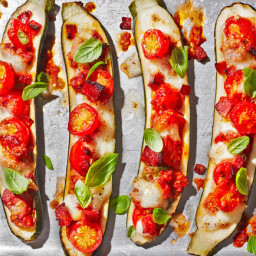 Courgette pizza boats