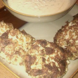 crab-cakes-with-remoulade-5.jpg