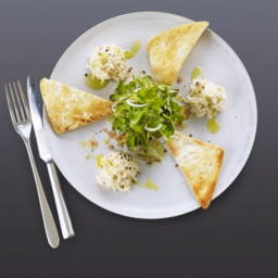 Crab mayonnaise with Melba toast and herb salad