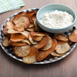 Cracked Pepper Potato Chips with Onion Dip
