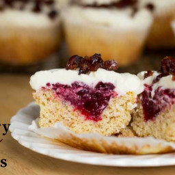 Cranberry Bliss Cupcakes – Low Carb, Sugar Free, THM S