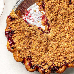 Cranberry Crumble Pie