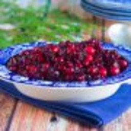 cranberry-sauce-with-red-wine-and-ginger-2066524.jpg
