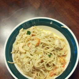 crawfish-and-seafood-pasta-with-cre-2.jpg