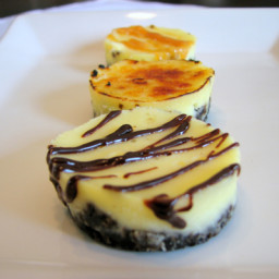 cream-cheese-and-ricotta-cheesecake-bites-with-chocolate-crumb-crust-...-1569207.jpg