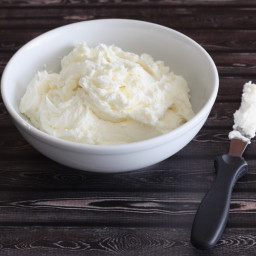 cream-cheese-frosting-1558721.jpg