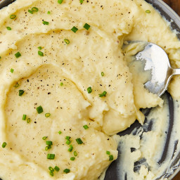 cream-cheese-mashed-potatoes-2571174.jpg