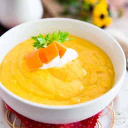 Cream of Carrot and Cauliflower Soup