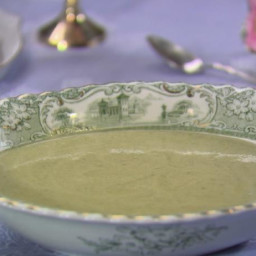 Creamy Asparagus Soup in Mini Teacups