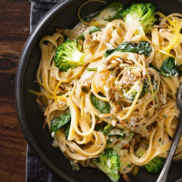 Creamy broccoli and spinach pasta