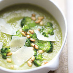 Creamy Broccoli-White Bean Soup
